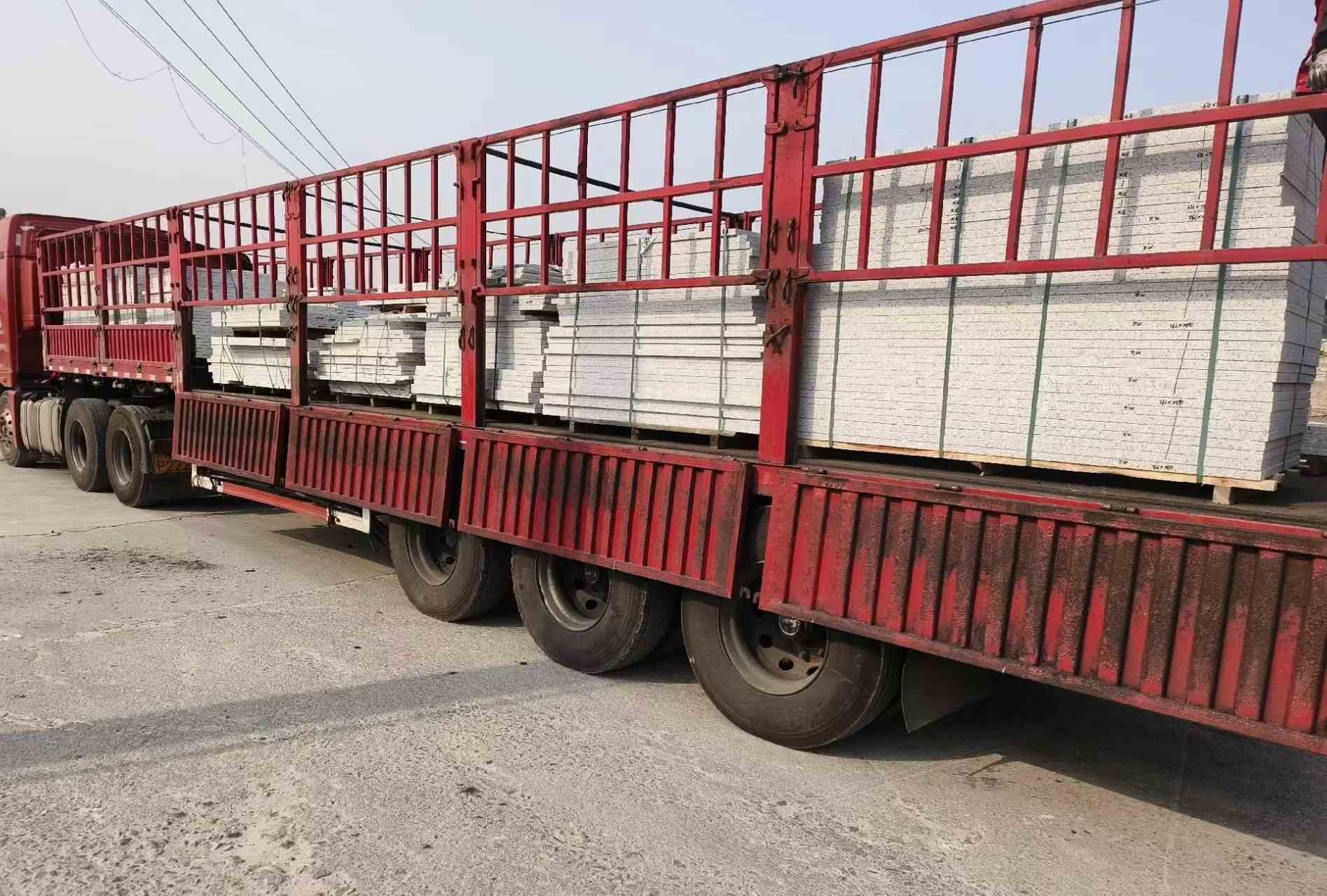 连云港 白麻荔枝面外墙干挂，工厂装车日常