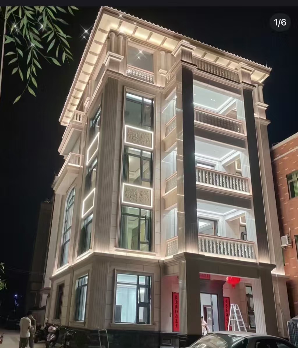 连云港 芝麻白花岗岩别墅外墙夜间效果