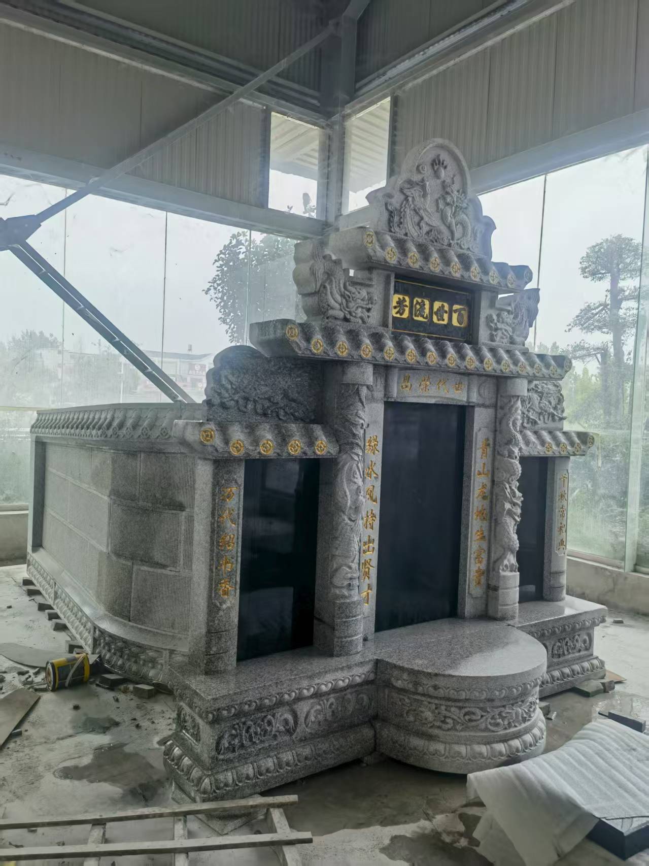 连云港 芝麻白墓碑效果展示图