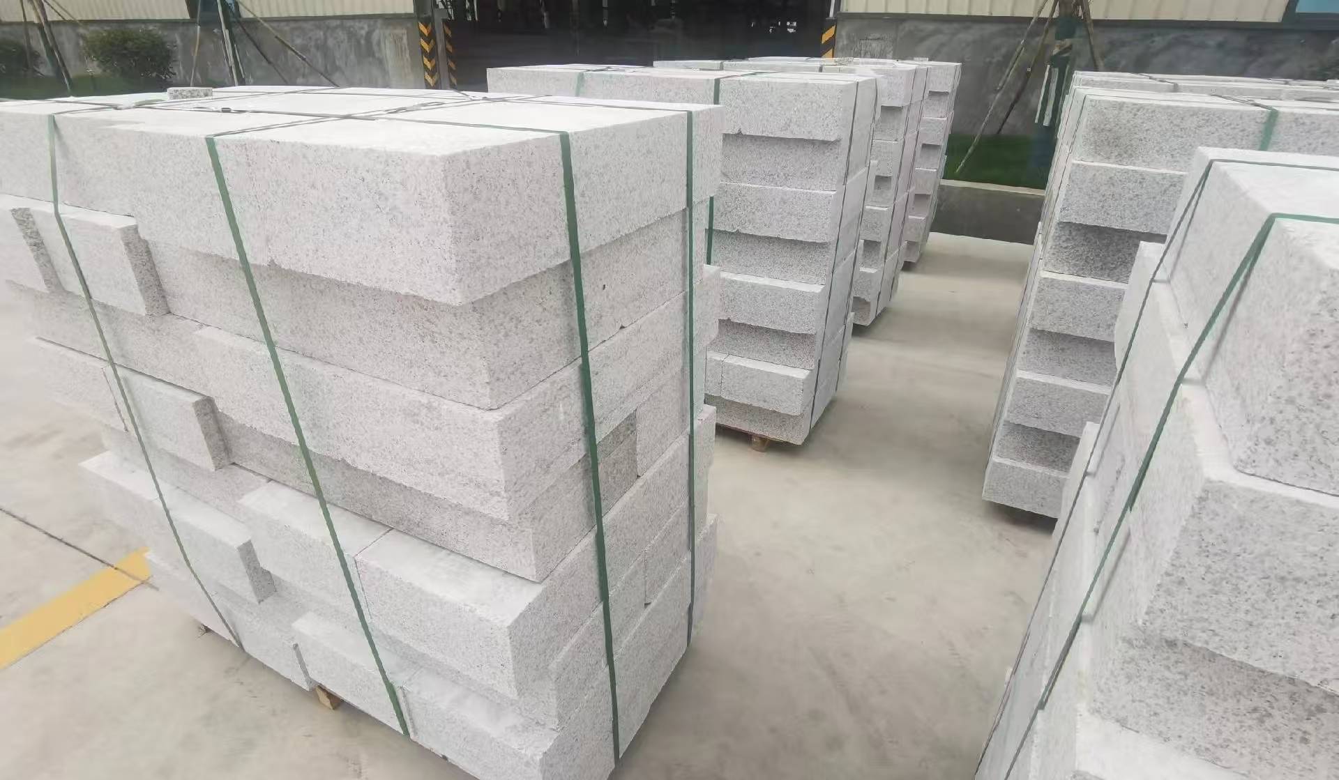 连云港 白麻花岗岩路沿石，立缘石，平缘石，路牙石，道牙石，马路牙子等